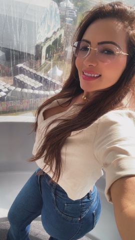 adelia43