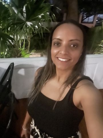 Brzlidiane is Single in key West, Florida, 3