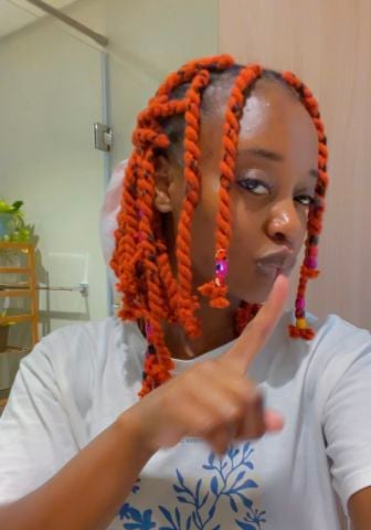 Monique010