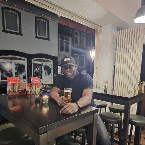 Olarewaju9975