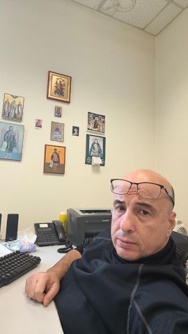 NIKOLAOS7427