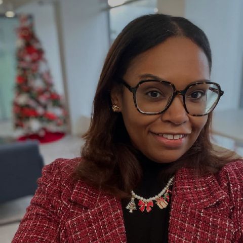 Vanessa60Y