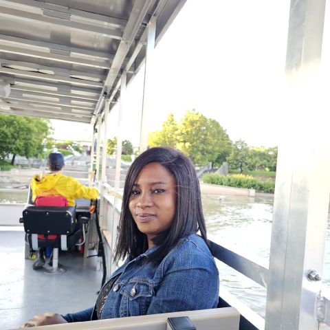 Favvy14 is Single in Winnipeg, Manitoba, 4