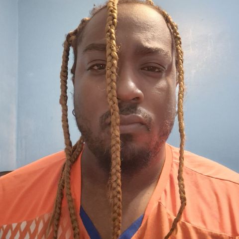 Raymond71 is Single in Hartford, Connecticut, 2