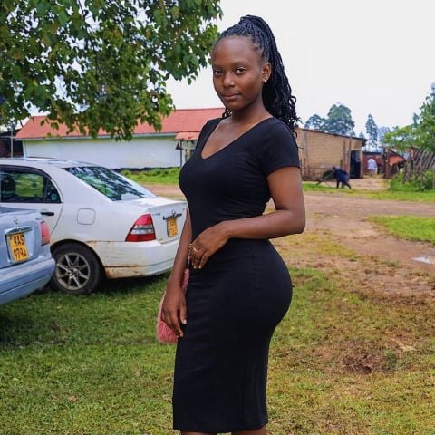 Esther97639089