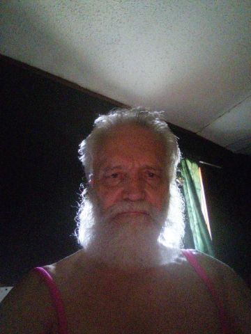 Cingforfree is Single in LEXINGTON, Indiana, 4