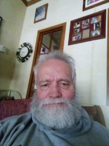 Cingforfree is Single in LEXINGTON, Indiana, 3