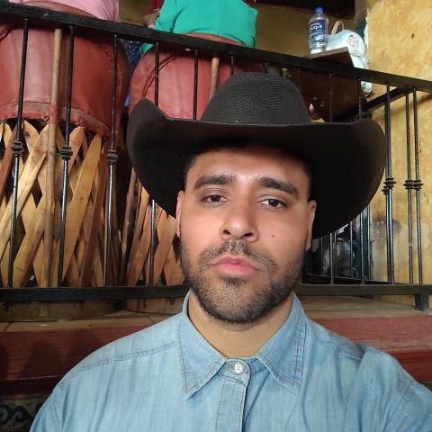 Francisco2195