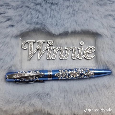 Winny702