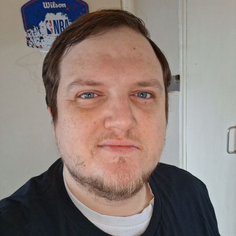 Spidy129 is Single in Rochester, England, 6
