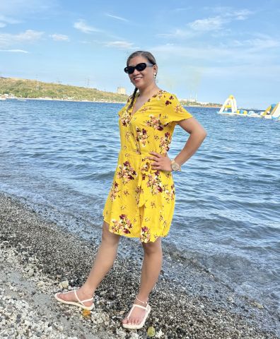 YellowRose36 is Single in Cleveland, Queensland, 4