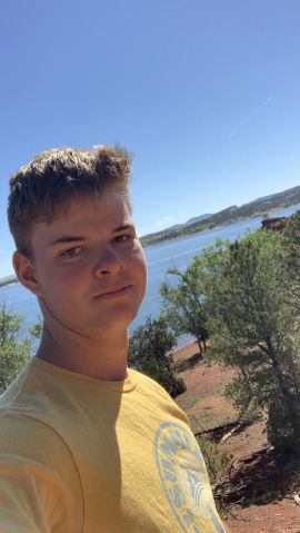 Xander544 is Single in Cheyenne, Wyoming, 4
