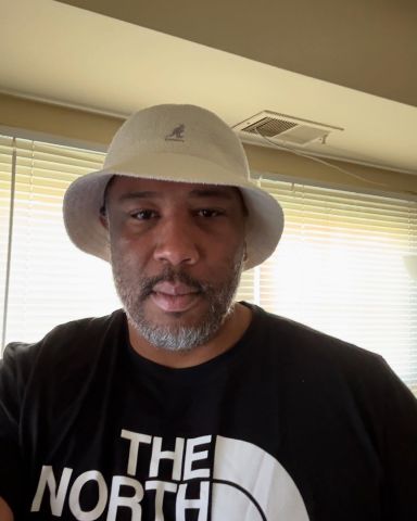 henry29246 is Single in Grove City, Ohio, 4