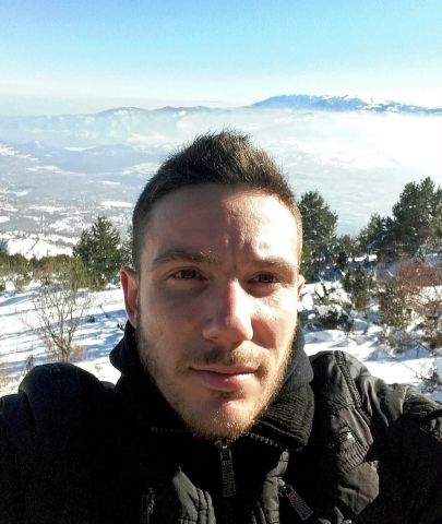 Kostas900