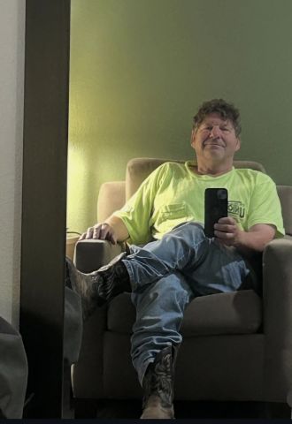 Edward5559 is Single in Seattle, Washington, 5