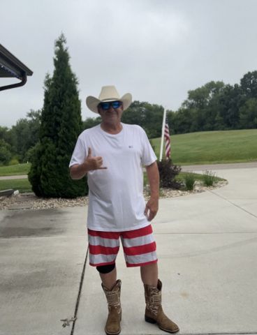Edward5559 is Single in Seattle, Washington, 6