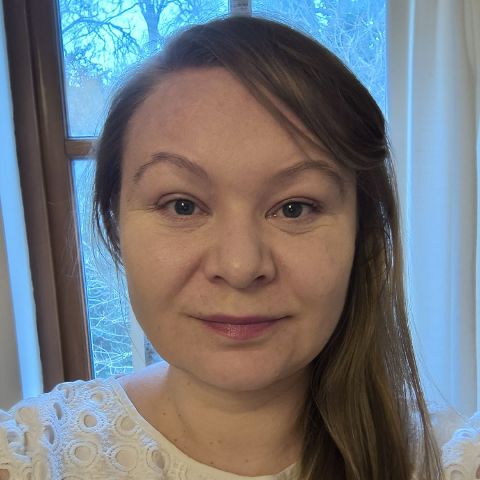 Elze1 is Single in Edinburgh, Scotland, 3