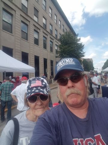 JRH54 is Single in PRINCETON, Indiana, 4
