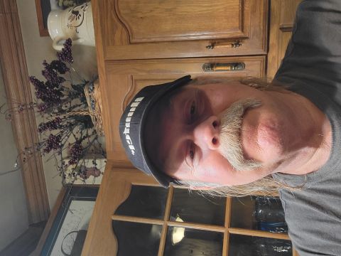 JRH54 is Single in PRINCETON, Indiana, 5