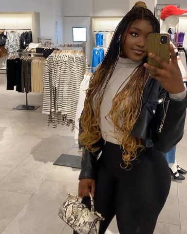 esther3903