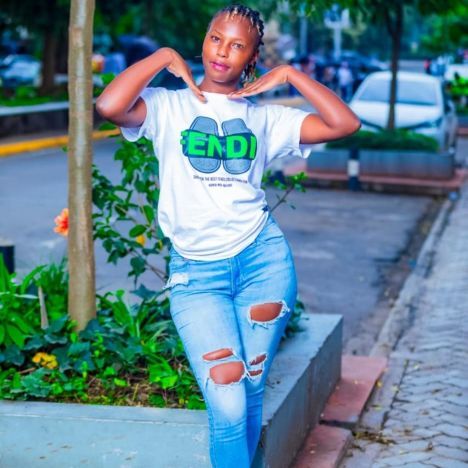 Miriam4044