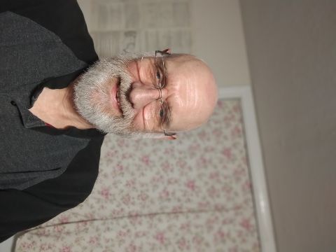 OldManMike is Single in Woodstock, Illinois, 4