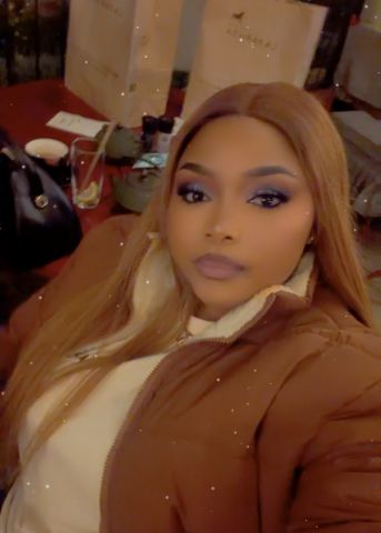 Angela981