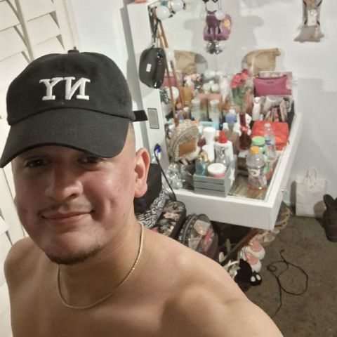 Gabriel1001 is Single in Modesto, California, 2