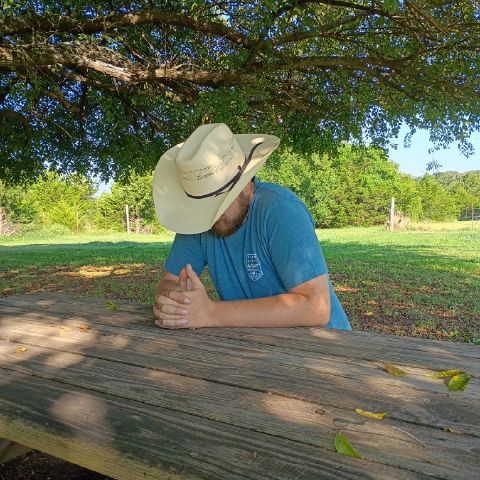 Joshua854 is Single in Chandler, Oklahoma, 2