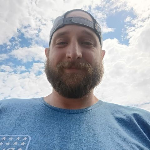 Joshua854 is Single in Chandler, Oklahoma, 4