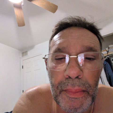 Rafael62 is Single in Lehigh Acres, Florida, 7