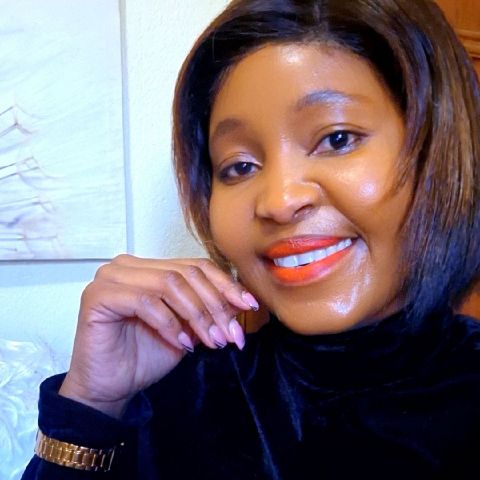 Phindi658