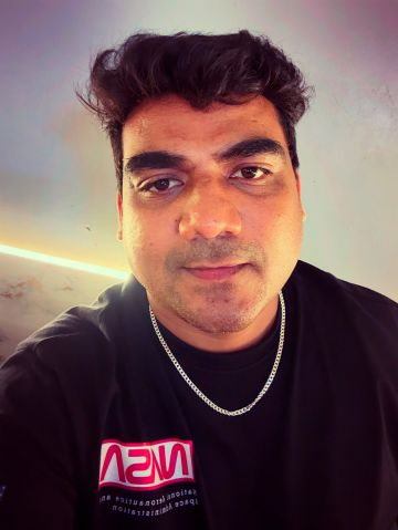JOHNY3239