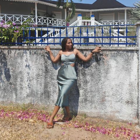 Olivia962 is Single in Port-Gentil, Ogooue-Maritime, 4