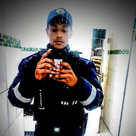 Leonardo23713