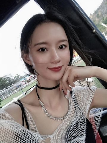 Olivia868