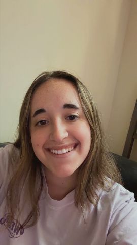 Larissa2424