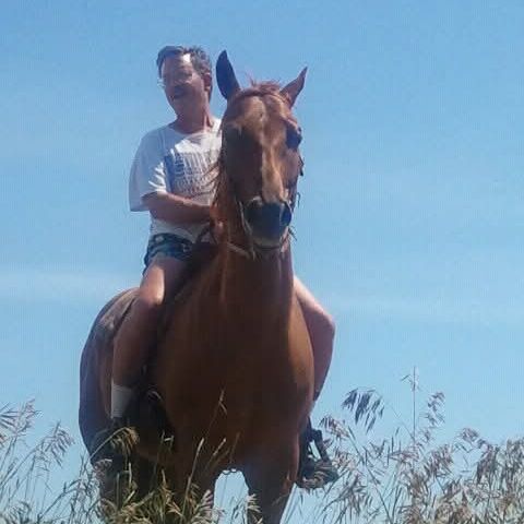 MannyBuit is Single in Fort Wayne, Indiana, 4