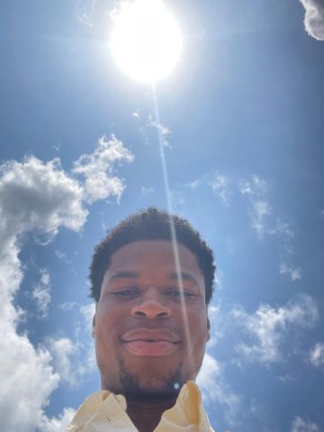 Preston_West is Single in Miami, Florida, 3