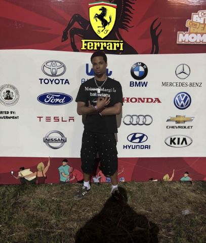 Preston_West is Single in Miami, Florida, 4