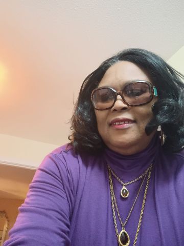 Myrtel is Single in Bristol, Connecticut, 4
