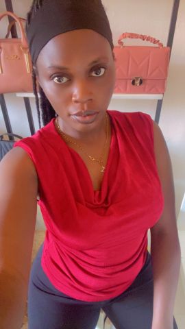 Zabubi is Single in Los Angeles, California, 2