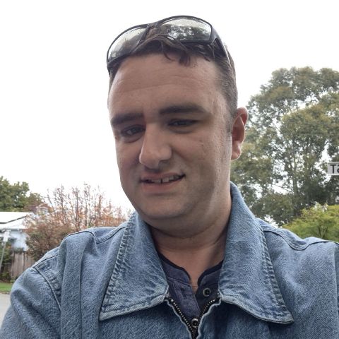 Peter599 is Single in Brabham, Western Australia, 4