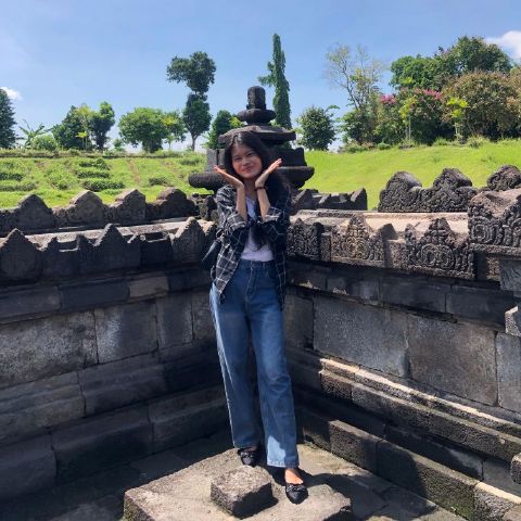 Graceful_Ria09
