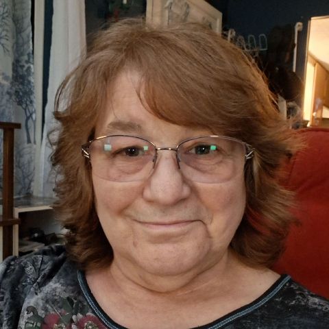 Margaret0671 is Single in Brattleboro, Vermont, 4