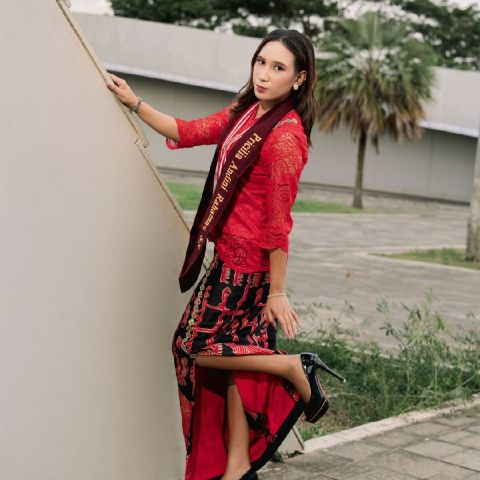 Pricilia2706