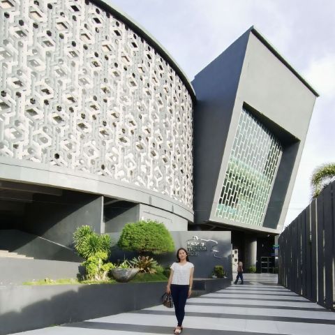 Ayunda05