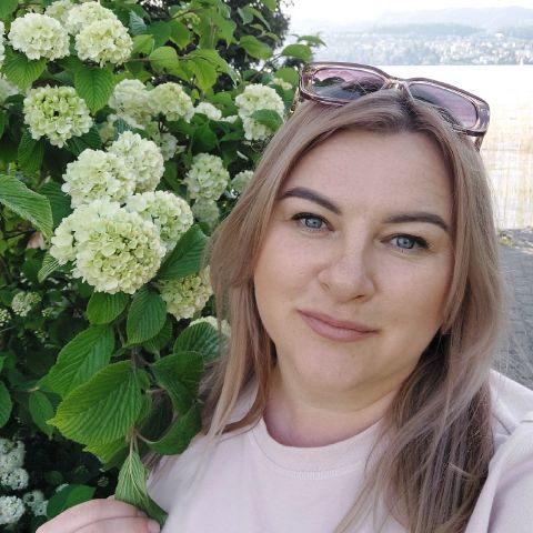 Nelia888