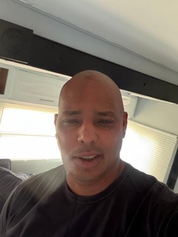 kenny71miami is Single in Elko, Georgia, 2