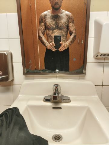 Leltonb777 is Single in Orlando, Florida, 4